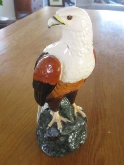 RARE ROYAL DOULTON FISH EAGLE DECANTER MADE FOR S.A. BRANDY AND MODELLED BY JOHN G. TONGUE - 1984