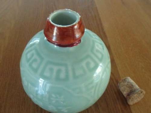 BEAUTIFUL CELADON COLOURED SAKE BOTTLE WITH ORIGINAL CORK STOPPER  - SIGNED