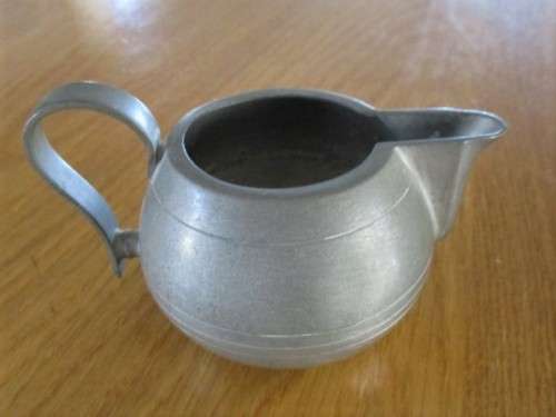 FOR ZEEBOB ONLY -VINTAGE DUTCH PEWTER GERO CREAMER AND SUGAR BASIN DESIGNED BY GEORG NILSSON