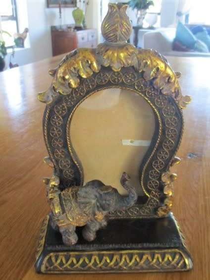 ORNATE, DECORATIVE PICTURE FRAME FOR HINDU/BUDDHIST HOME ALTAR/SHRINE