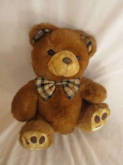 A GORGEOUS VERY LARGE FLUFFY MAMA BEAR AND BABY FOR A LITTLE GIRL TO CUDDLE!