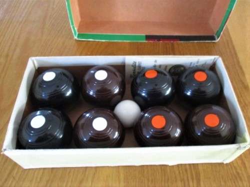 VINTAGE 1960's SET OF HENSELITE HOME CARPET BIASED BOWLS (JUNIOR) - COMPLETE
