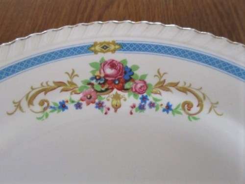 LARGE VINTAGE JOHNSON BROS, ENGLAND PLATE