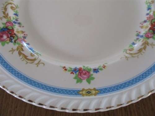 LARGE VINTAGE JOHNSON BROS, ENGLAND PLATE