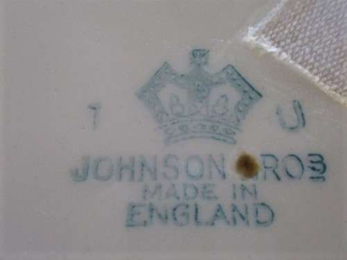 LARGE VINTAGE JOHNSON BROS, ENGLAND PLATE