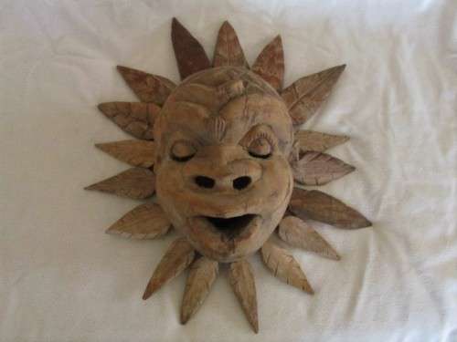 A VINTAGE HAND CARVED WOODEN MASK FROM NYASALAND (NOW MALAWI)