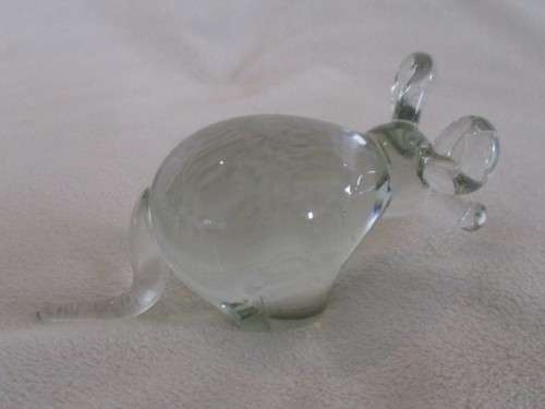 VERY RARE NGWENYA GLASS ANTEATER (DIFFICULT TO PHOTOGRAPH BUT NO DAMAGE)