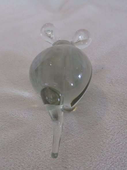 VERY RARE NGWENYA GLASS ANTEATER (DIFFICULT TO PHOTOGRAPH BUT NO DAMAGE)