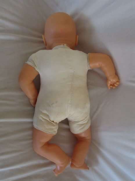 LARGE VINTAGE 1980's PRIMA BABY ANGEL DOLL - 60CM TALL