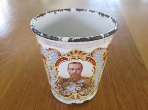 RARE ANTIQUE 1911 ENAMEL BEAKER COMMEMORATING THE CORONATION OF KING GEORGE V