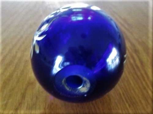 VINTAGE COBALT BLUE FABERGE GLASS EGG ETCHED WITH IMPERIAL RUSSIAN DOUBLE-HEADED EAGLE