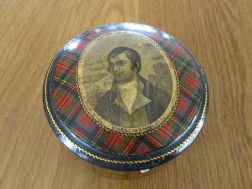 ANTIQUE (CIRCA 1867 - 1899) WOODEN MAUCHLINE WARE STRING BOX COMMEMORATING ROBERT BURNS - SO SPECIAL