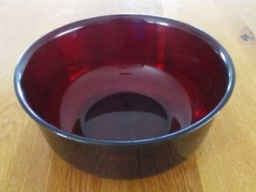 BEAUTIFUL LARGE RUBY RED ARCOPOL, FRANCE SERVING/SALAD BOWL