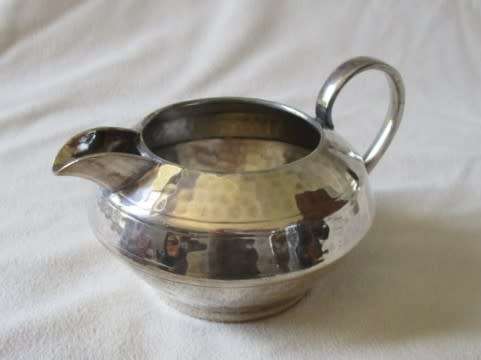 VINTAGE ART DECO HAND BEATEN ENGLISH PEWTER TEA SET (PLEASE DISREGARD REFLECTIONS)