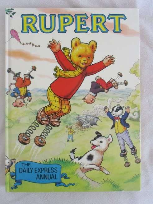 1982 HARD COVER - COLLECTABLE DAILY EXPRESS ANNUAL - RUPERT