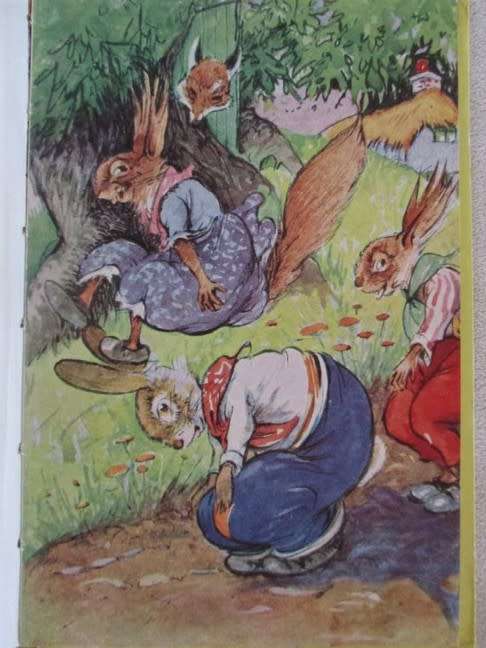 A VERY RARE LADYBIRD BOOK - VINTAGE 1955 HARD COVER - A LITTLE SILK APRON