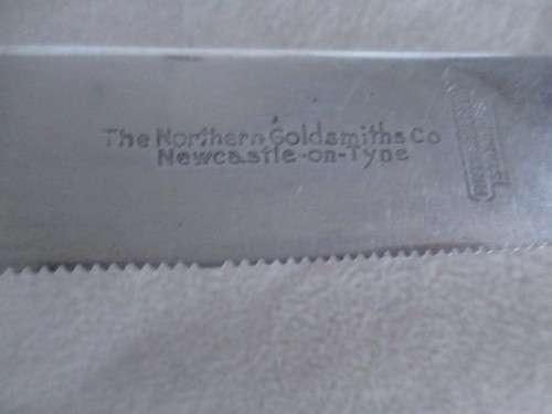 VINTAGE BREAD KNIFE - THE NORTHERN GOLDSMITHS CO, NEWCASTLE-ON-TYNE