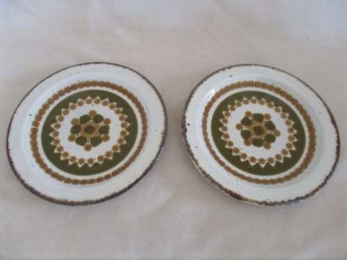 TWO RARE VINTAGE MIDWINTER STONEHENGE HAZELWOOD TRIOS