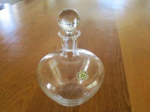BEAUTIFUL LEERDAM GLASS DECANTER WITH STOPPER - MADE IN HOLLAND