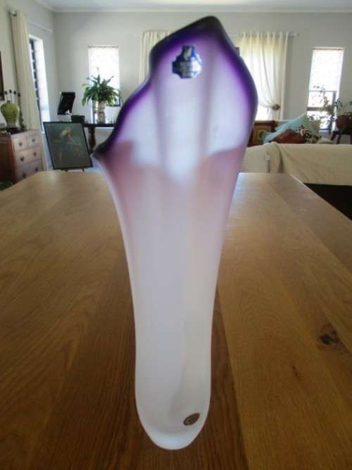 LARGE RUSSIAN RYCEBCKON HAND MADE CRYSTAL ART GLASS VASE - STUNNING!!
