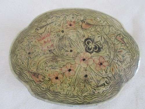 VERY PRETTY TRINKET BOX WITH FLORAL DESIGN