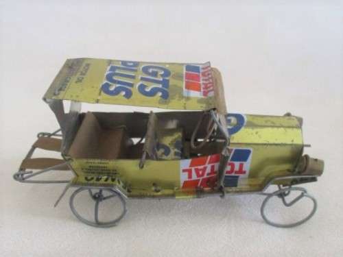TWO OLD SOUTH AFRICAN TOWNSHIP WIRE AND TIN CAN VINTAGE CARS