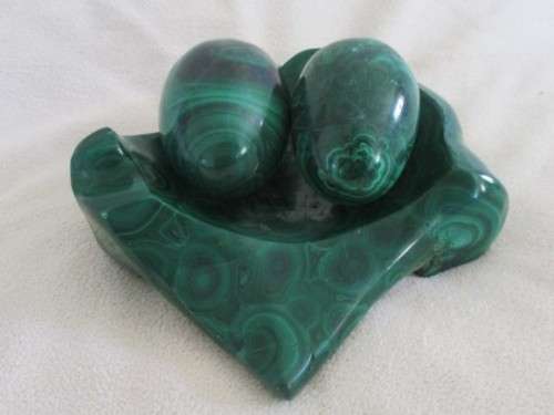 TWO BEAUTIFUL MALACHITE EGGS IN MALACHITE "NEST"