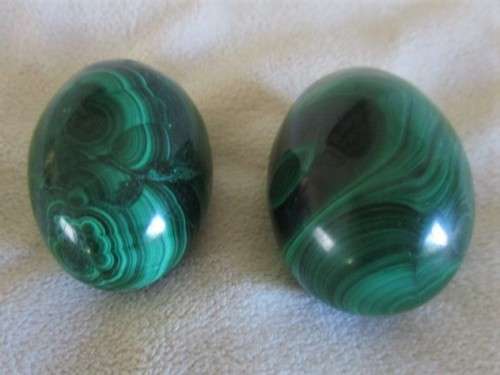 TWO BEAUTIFUL MALACHITE EGGS IN MALACHITE "NEST"
