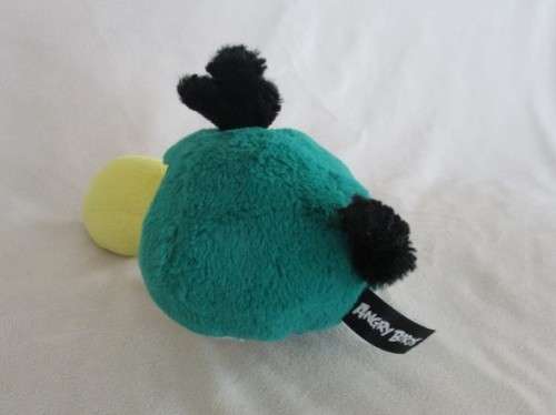 BARGAIN TIME!! A SMALL ANGRY BIRD - 22CM