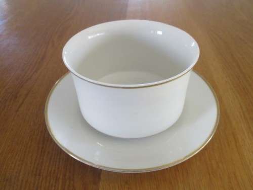 ROSENTHAL KPM KRISTER, GERMANY SAUCE/GRAVY HOLDER