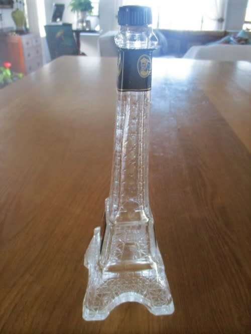 COLLECTABLE EIFFEL TOWER RICHELIEU BRANDY BOTTLE - 25CM TALL