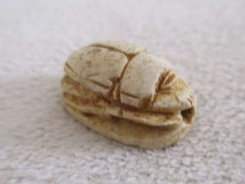 A VINTAGE/ANCIENT? HAND CARVED STONE SCARAB AMULET - REPRESENTATION OF EGYPTIAN GOD KHEPRI
