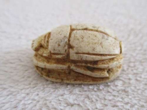 A VINTAGE/ANCIENT? HAND CARVED STONE SCARAB AMULET - REPRESENTATION OF EGYPTIAN GOD KHEPRI