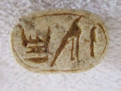A VINTAGE/ANCIENT? HAND CARVED STONE SCARAB AMULET - REPRESENTATION OF EGYPTIAN GOD KHEPRI