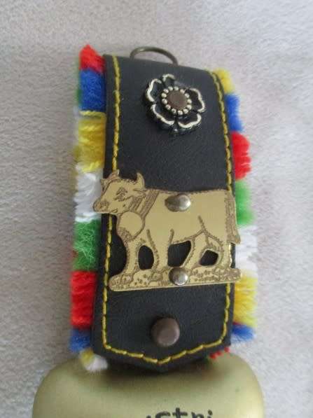 VINTAGE AUSTRIAN  BRASS COW BELL  - LOVELY TONE!