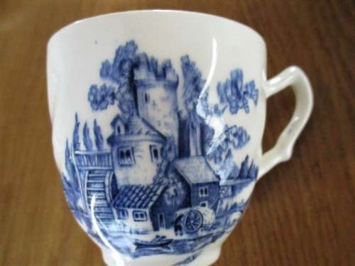 A SET OF FOUR VINTAGE BLUE AND WHITE JOHNSON BROS ESPRESSO CUPS & SAUCERS - THE OLD MILL