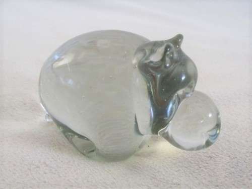 SMALL NGWENYA GLASS HIPPO IN PERFECT CONDITION