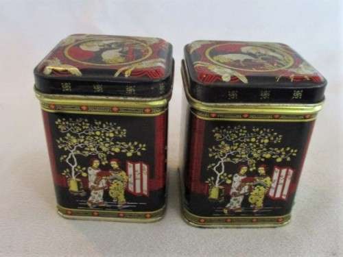 TWO SMALL VINTAGE CHINESE TEA TINS - PU LI TEA AND TIKUANYIN TEA