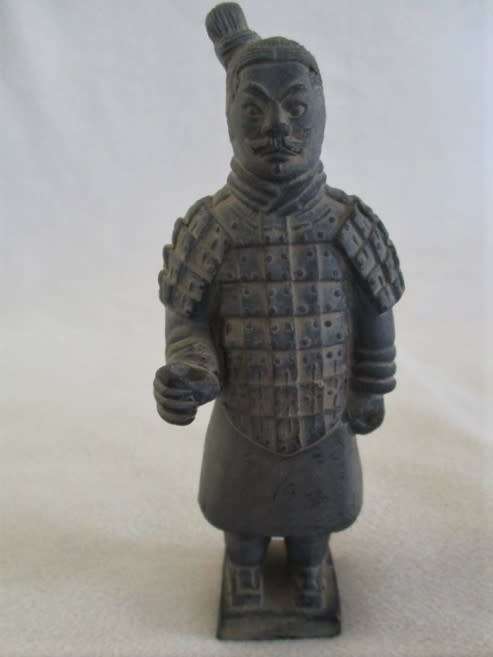 A SMALL CHINESE TERRACOTTA WARRIOR FIGURINE - SIGNED ON BASE