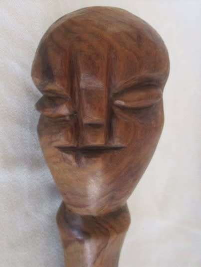 A  HEAVY SOLID WOOD HAND CARVED KNOP KIERIE - GREAT DISPLAY, HANDY WEAPON!