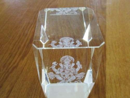 FOR SOMARI ONLY - BEAUTIFUL GLASS PAPERWEIGHT WITH GANESHA IMAGE