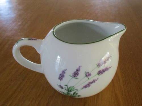 QUALITY GERMAN WIESENTHAL CREAMER AND LIDDED SUGAR BASIN - LAVENDER DESIGN
