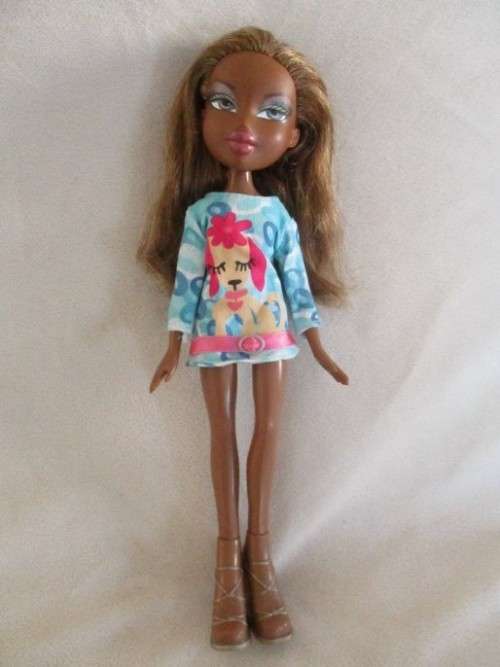 2001 MGA BRATZ DOLL NO.1