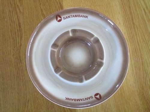 A VINTAGE 1980`s  ASHTRAY FROM ERSTWHILE SANTAM BANK