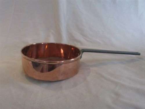 FOR HOLLY444 ONLY - VINTAGE COPPER PAN WITH METAL HANDLE