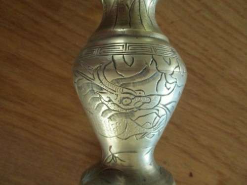 AN OLD ANTIQUE? CHINESE BRASS VASE INTRICATELY ENGRAVED WITH FIVE-CLAWED DRAGON