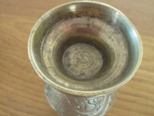 AN OLD ANTIQUE? CHINESE BRASS VASE INTRICATELY ENGRAVED WITH FIVE-CLAWED DRAGON