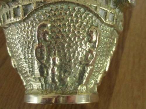 A MOST UNUSUAL HEAVY, SOLID BRASS ASHTRAY DEPICTING NATIVITY SCENE