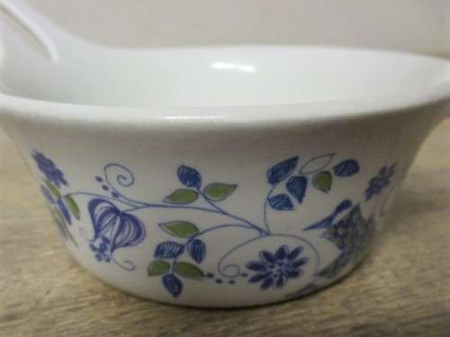 MID CENTURY  FIGGJO FLINT TURI-DESIGN SMALL CERAMIC SAUCE PAN - MADE IN NORWAY