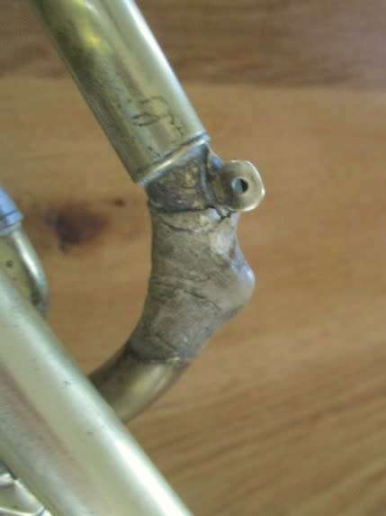 VINTAGE BRASS TRUMPET/CORNET WITH VINCENT BACH 10 1/2 C MOUTHPIECE  FOR DISPLAY/RESTORATION